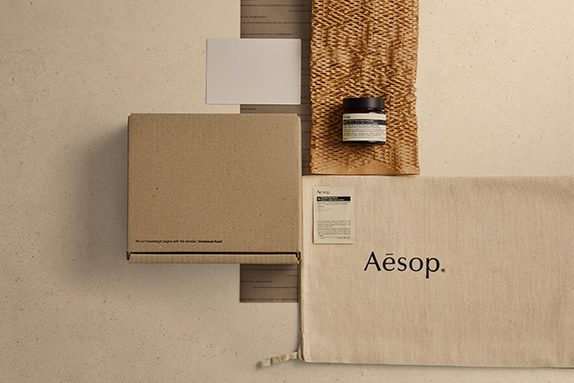 Aesop_Customer_Service_Gift_Wrapping_Asia_1_640x427px.jpg